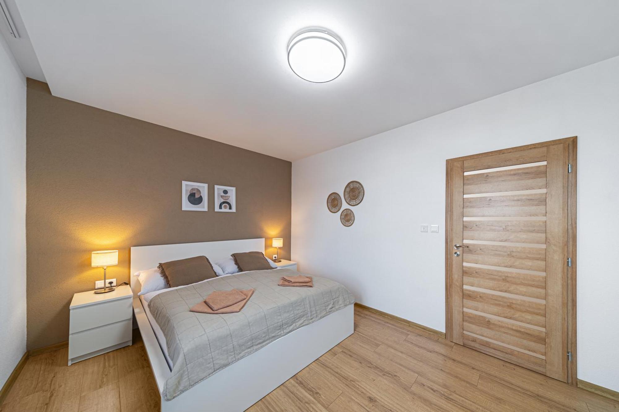 Tower Apartments Orchid & Amber Spišská Nová Ves Dış mekan fotoğraf